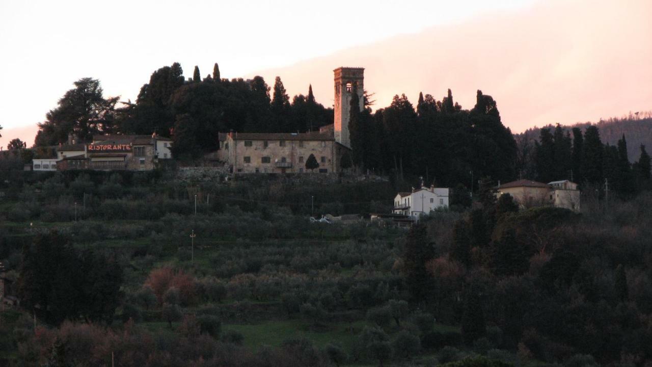 Borgo Della Rocca Panzió Montemurlo Kültér fotó