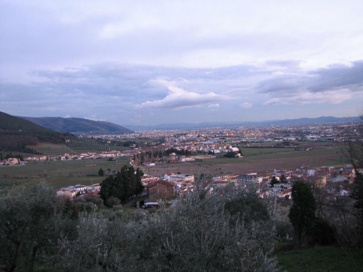 Borgo Della Rocca Panzió Montemurlo Kültér fotó