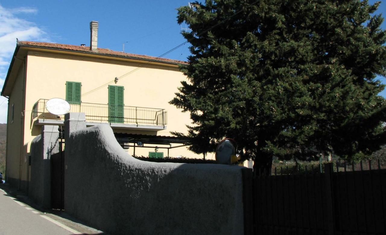 Borgo Della Rocca Panzió Montemurlo Kültér fotó